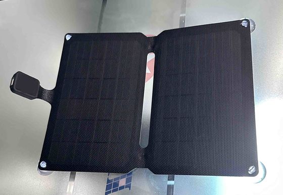 यूएसबी के साथ मोबाइल घरों के लिए हल्के सौर पैनल